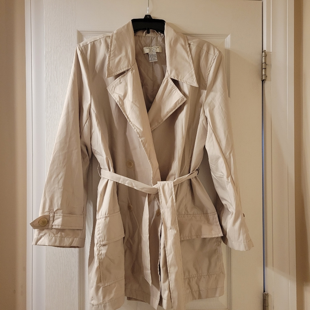 Casual Short Trench Coat Style Jacket ~ Petite Large ~ GUC ~